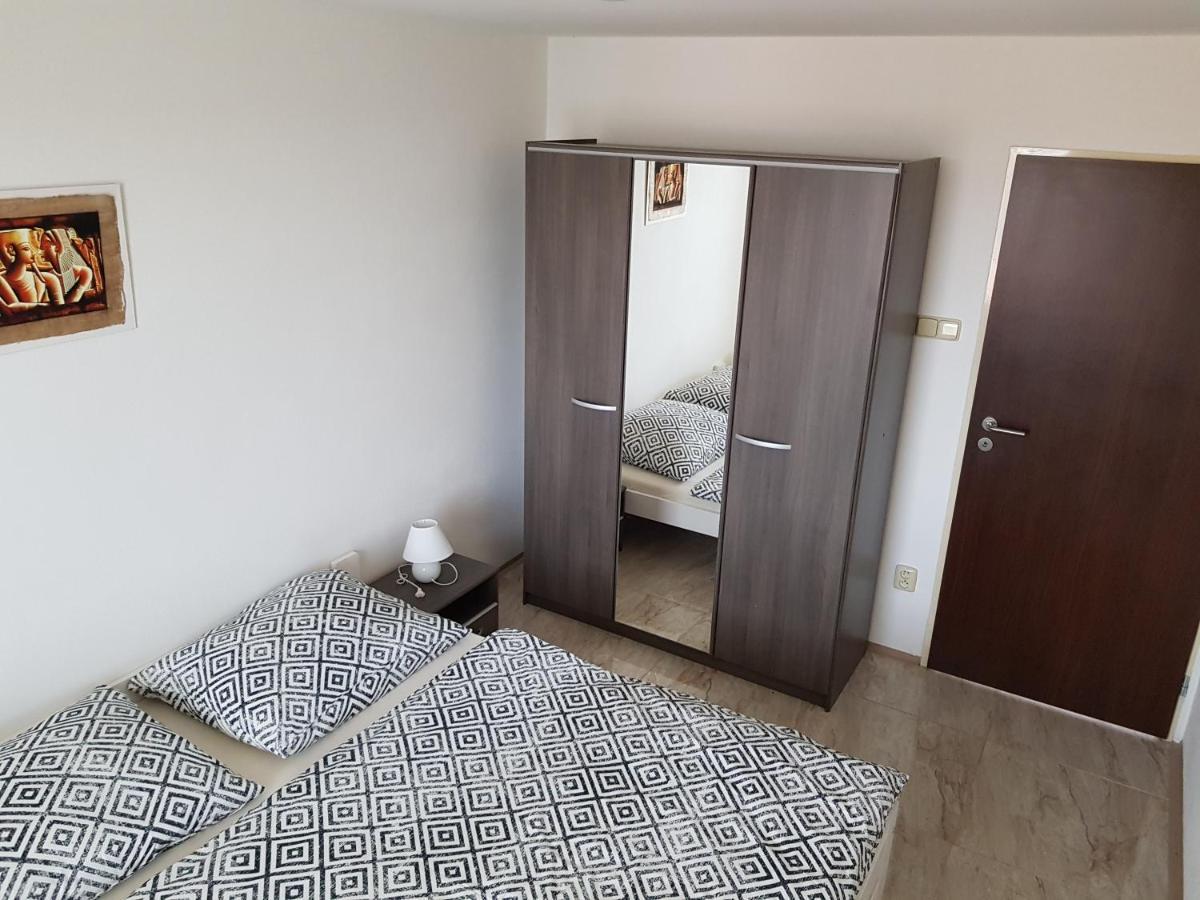 Apartman S Vinnym Sklepem Viktorie Pouzdrany Zewnętrze zdjęcie