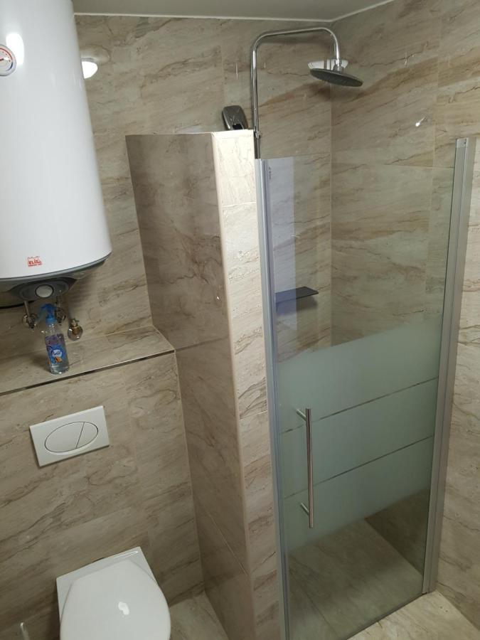 Apartman S Vinnym Sklepem Viktorie Pouzdrany Zewnętrze zdjęcie
